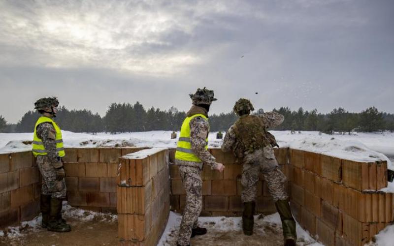 Latvijas Nacionālās aizsardzības akadēmijas kadeti apgūst taktisko nodarbību vadīšanas prasmes