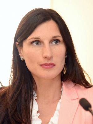 Dr.sc.pol. Nora Vanaga